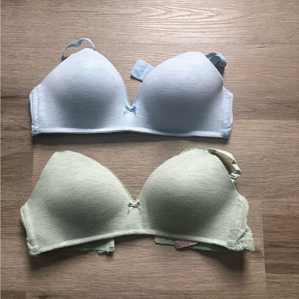 Set of 2 bras​​